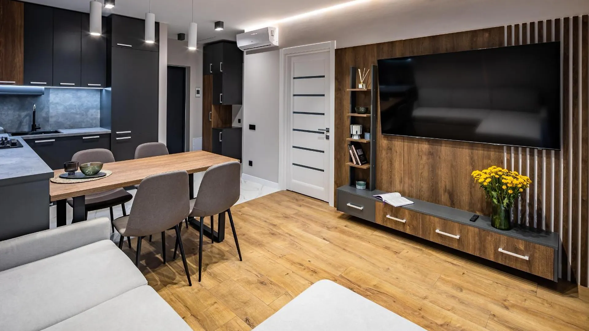 לבוב Avalon Premium Two Bedrooms Apartment
