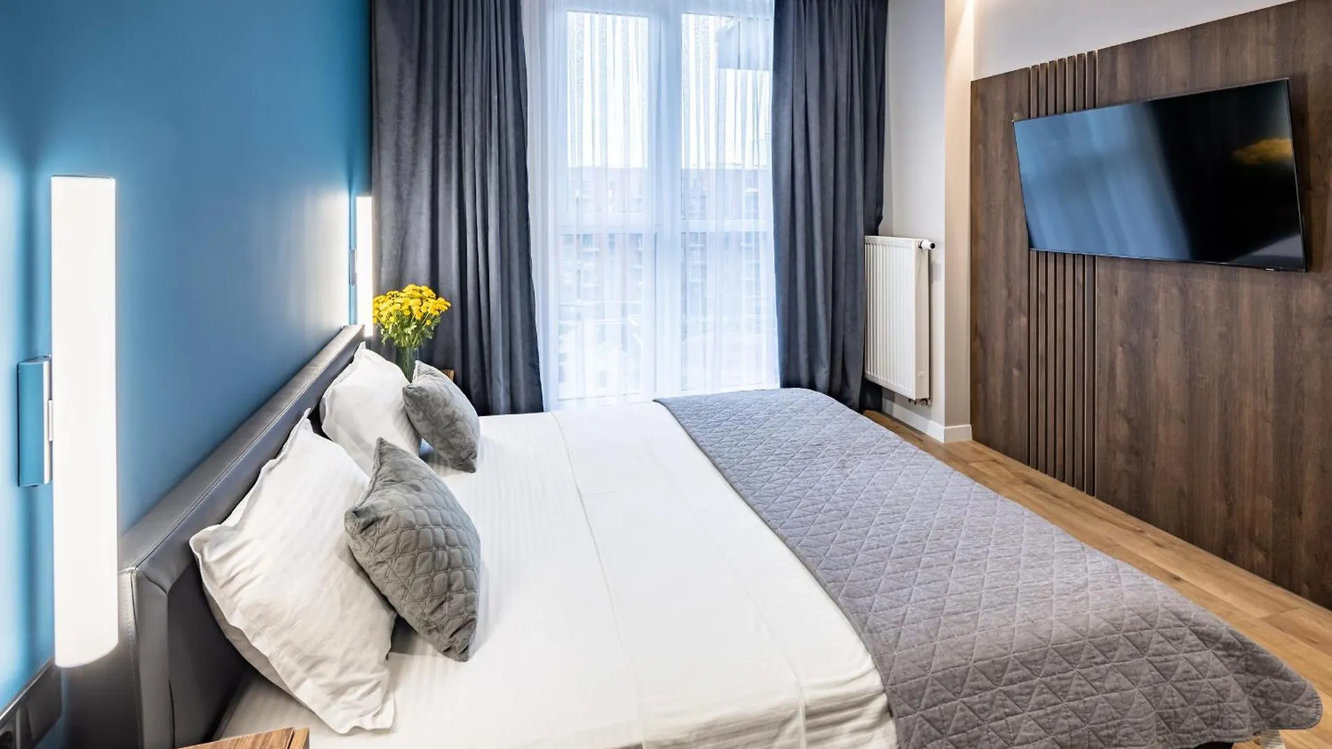 לבוב Avalon Premium Two Bedrooms Apartment 0*,
