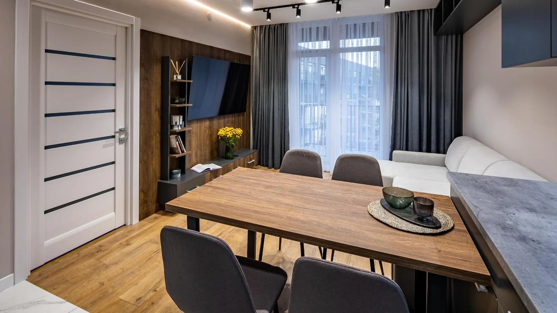 לבוב Avalon Premium Two Bedrooms Apartment